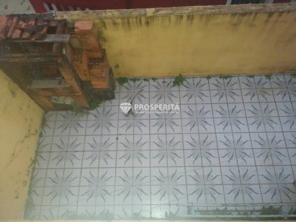 Casa à venda com 4 quartos, 250m² - Foto 4