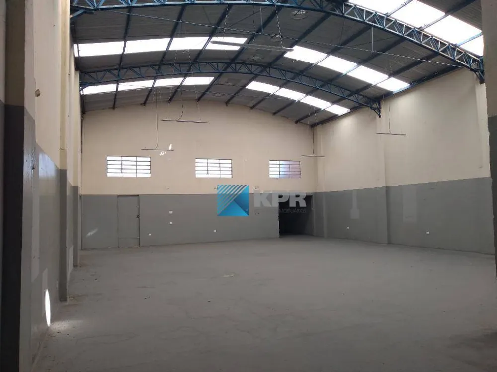 Depósito-Galpão, 586 m² - Foto 1