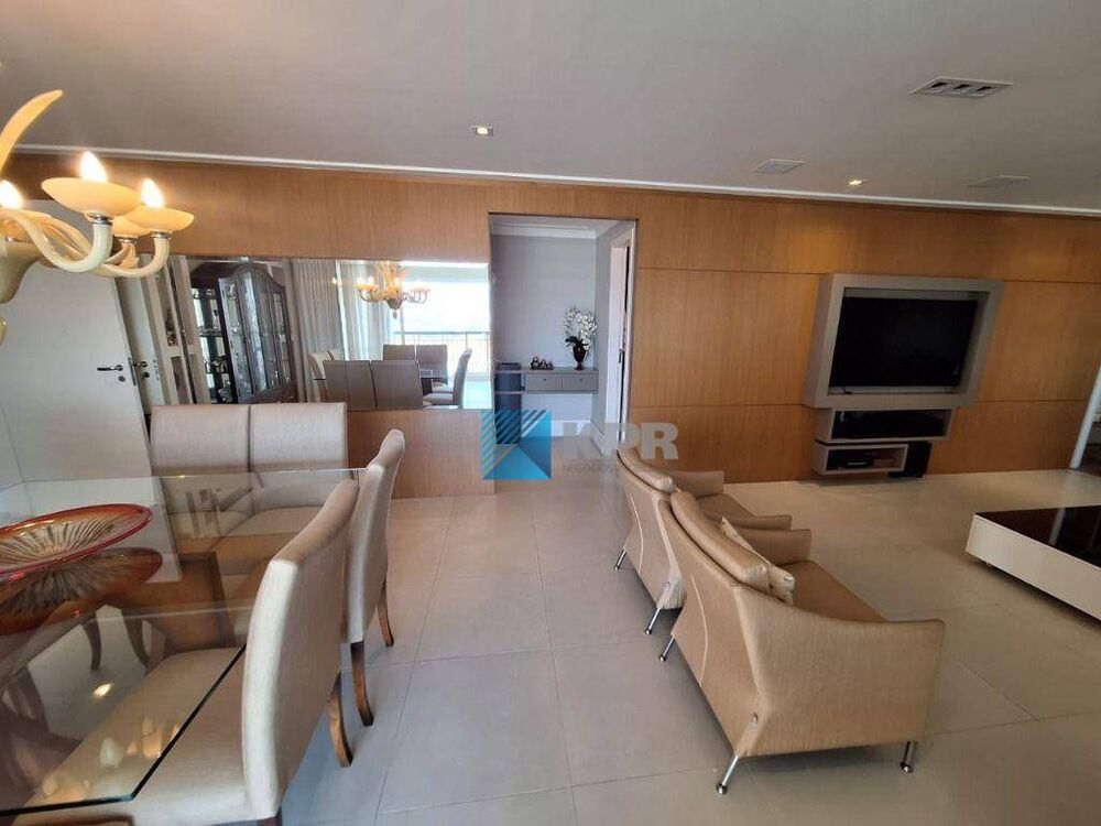 Apartamento, 3 quartos, 194 m² - Foto 2