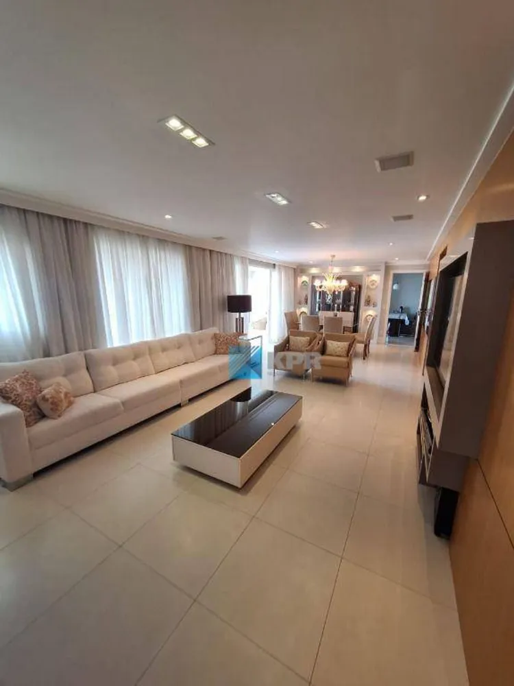 Apartamento, 3 quartos, 194 m² - Foto 3
