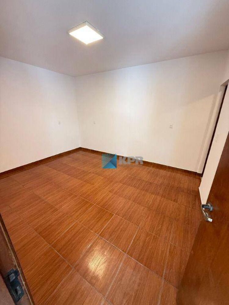 Casa, 6 quartos, 270 m² - Foto 2