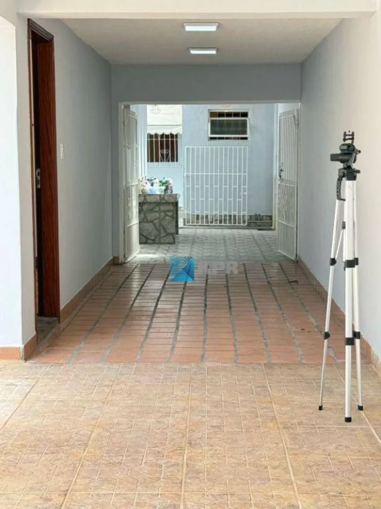 Casa, 6 quartos, 270 m² - Foto 4