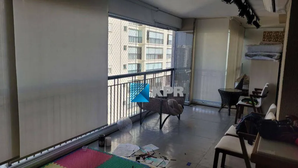 Apartamento, 3 quartos, 194 m² - Foto 2