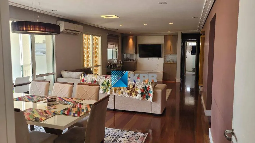 Apartamento, 3 quartos, 194 m² - Foto 1