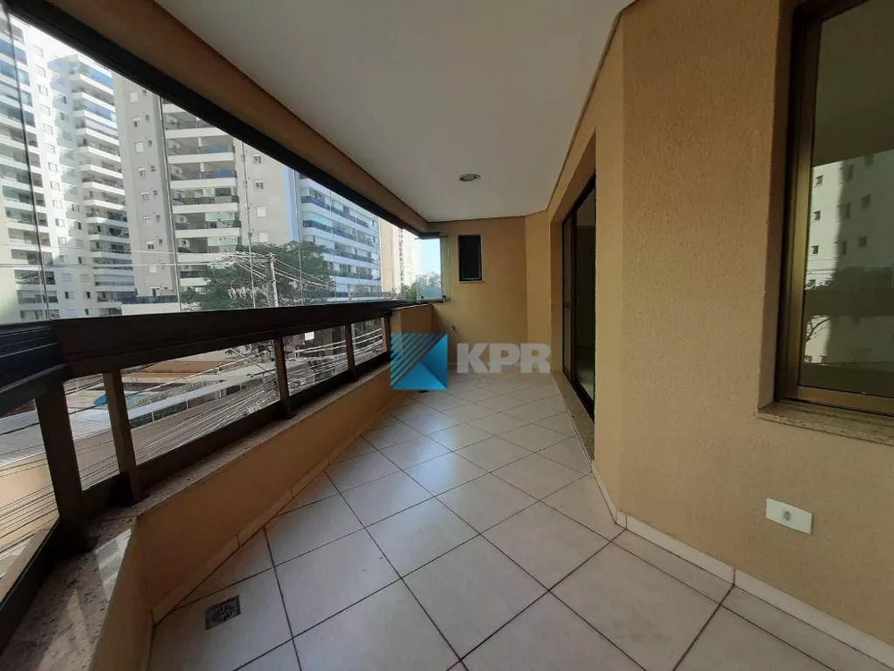 Apartamento à venda com 4 quartos, 220m² - Foto 4