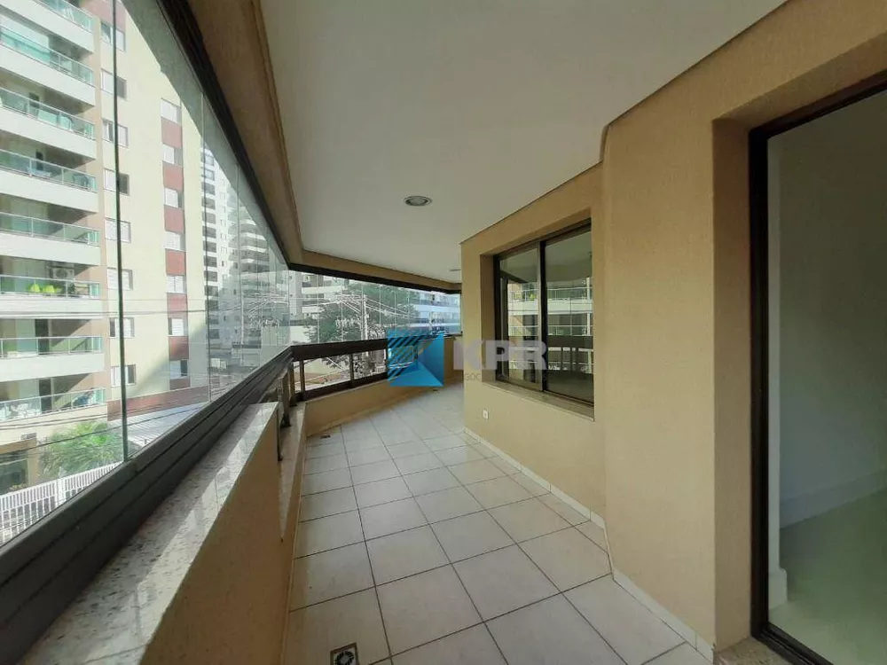 Apartamento à venda com 4 quartos, 220m² - Foto 5