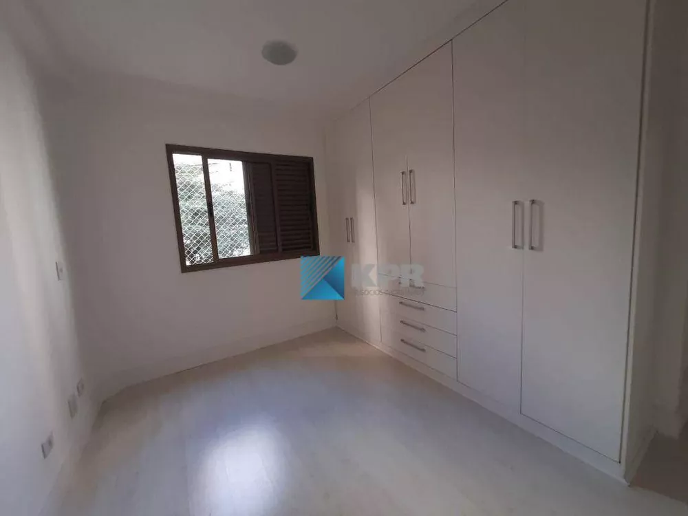 Apartamento à venda com 4 quartos, 220m² - Foto 7