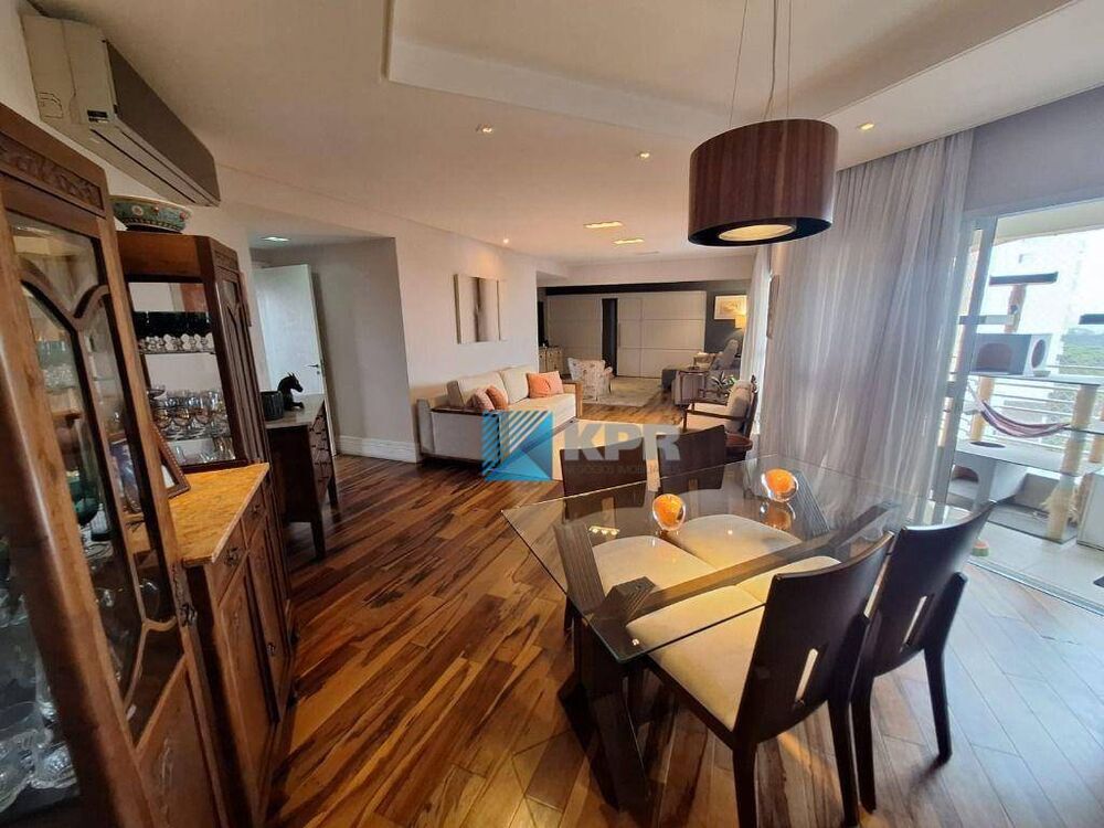 Apartamento, 3 quartos, 180 m² - Foto 1