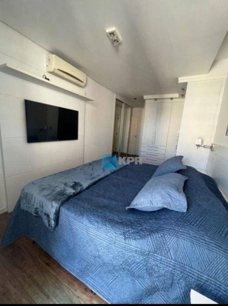 Apartamento à venda com 3 quartos, 156m² - Foto 6