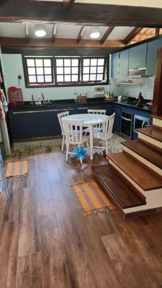 Casa, 4 quartos, 250 m² - Foto 11
