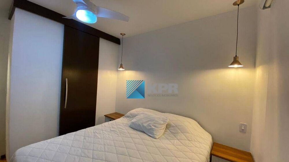 Apartamento para alugar com 3 quartos, 98m² - Foto 11