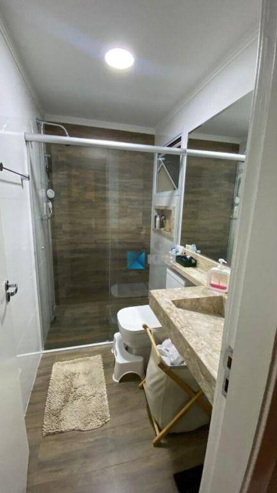 Apartamento para alugar com 3 quartos, 98m² - Foto 12