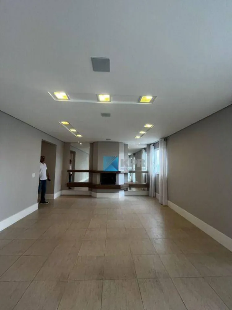 Apartamento, 4 quartos, 233 m² - Foto 2