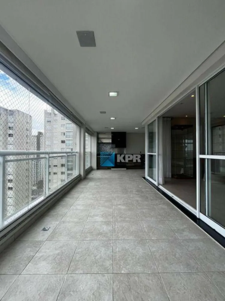 Apartamento, 4 quartos, 233 m² - Foto 1