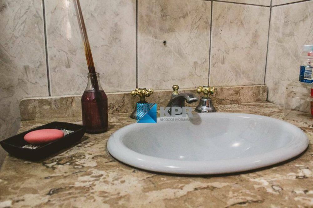 Casa de Condomínio à venda com 4 quartos, 184m² - Foto 6