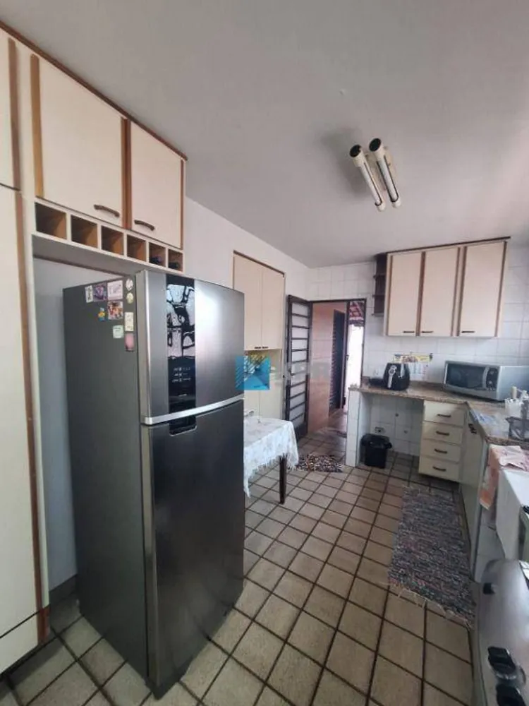 Casa, 3 quartos, 201 m² - Foto 11