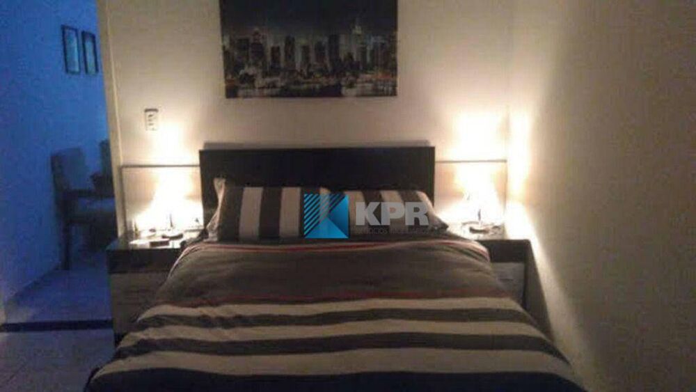 Casa à venda com 2 quartos, 60m² - Foto 4