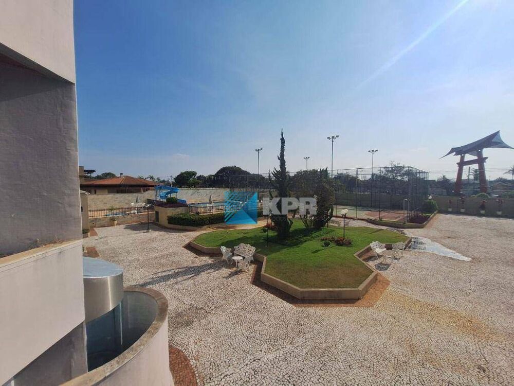 Apartamento à venda com 4 quartos, 162m² - Foto 2