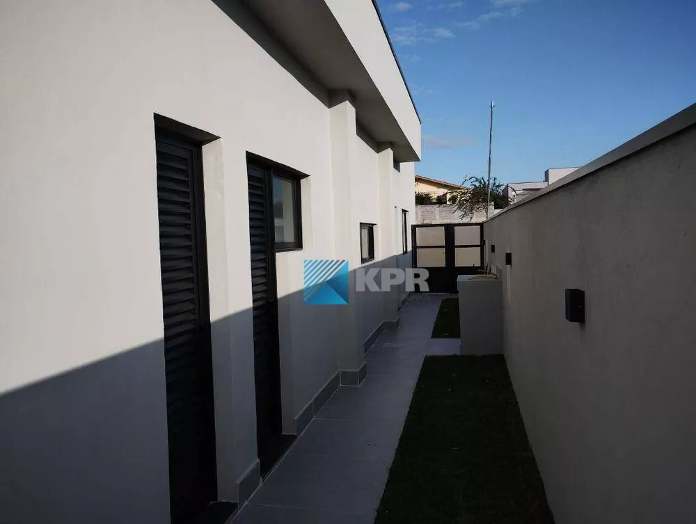 Casa de Condomínio à venda com 4 quartos, 600m² - Foto 3