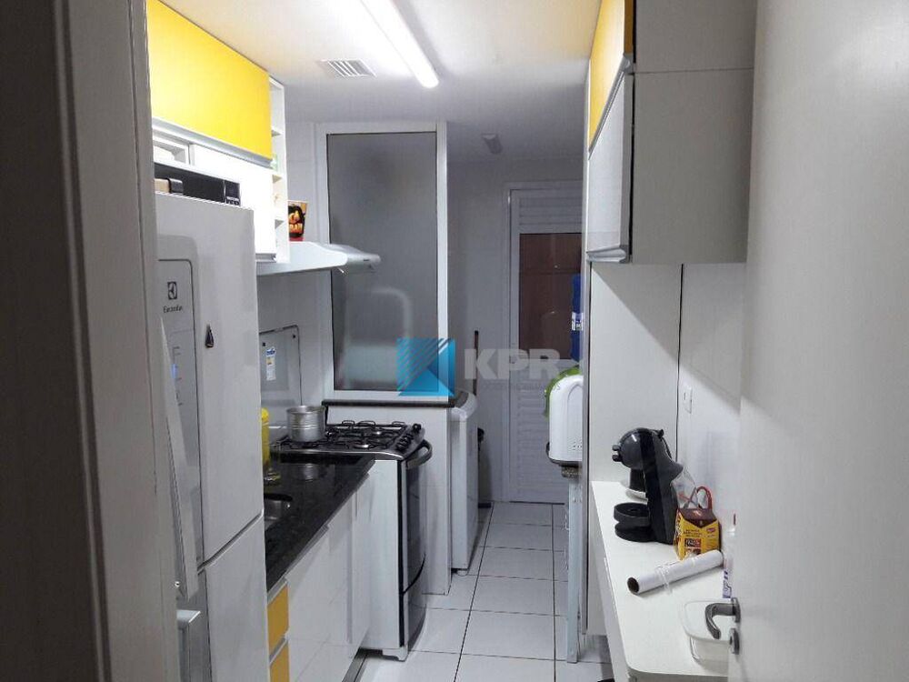 Apartamento à venda com 3 quartos, 95m² - Foto 8