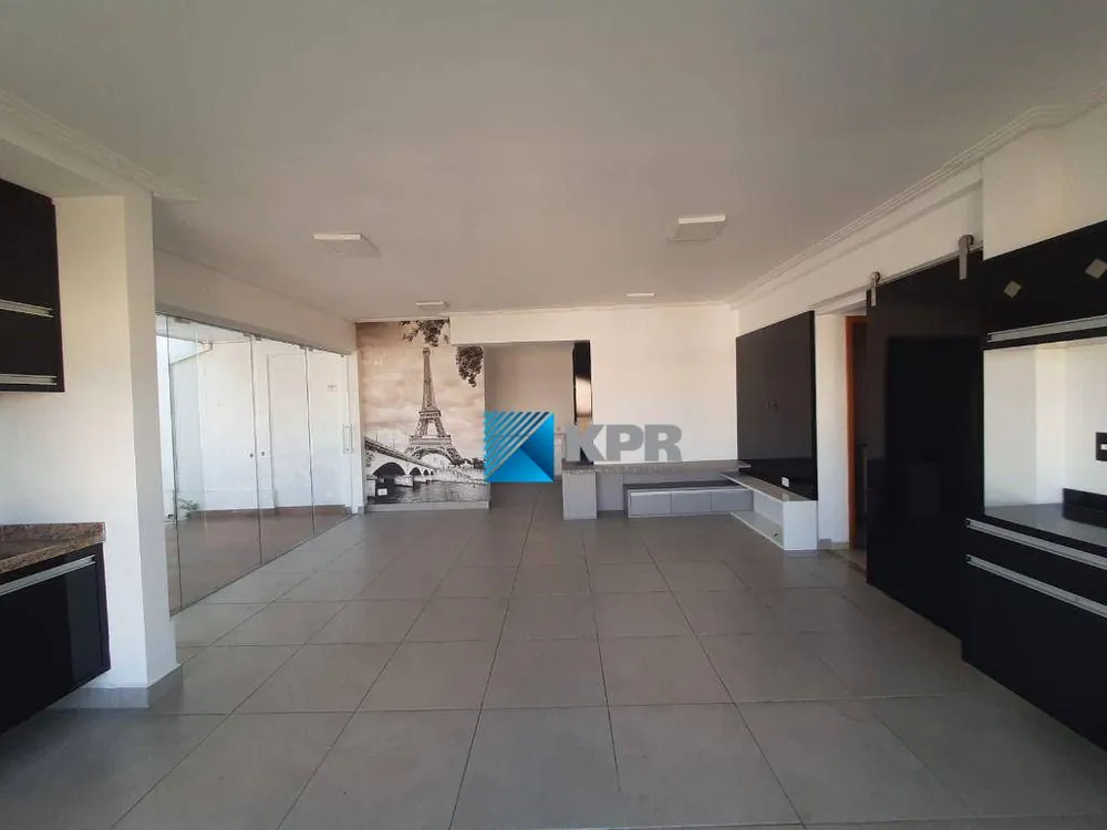Cobertura, 3 quartos, 166 m² - Foto 2