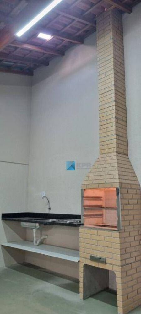 Casa à venda e aluguel com 3 quartos, 133m² - Foto 4