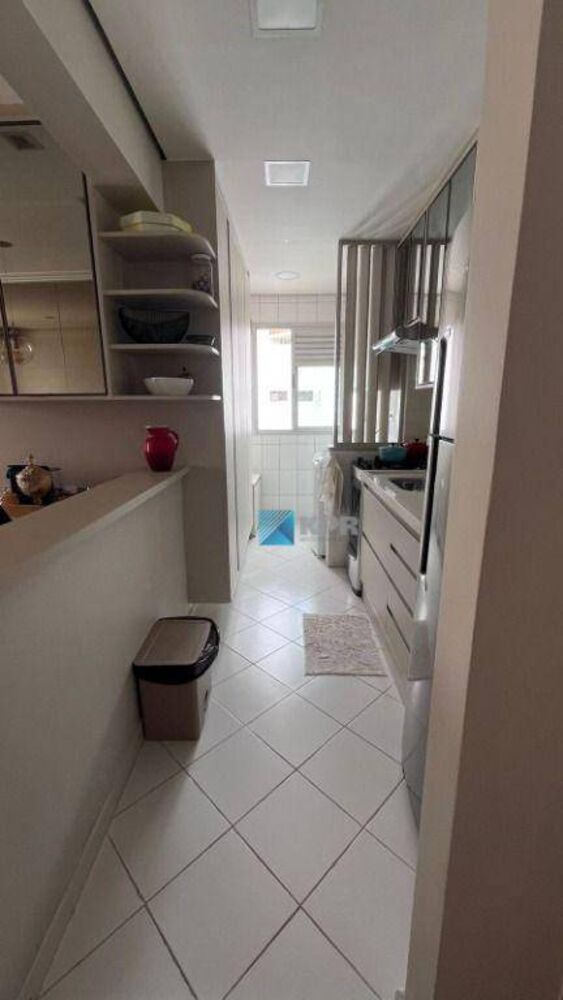 Apartamento à venda com 1 quarto, 47m² - Foto 6