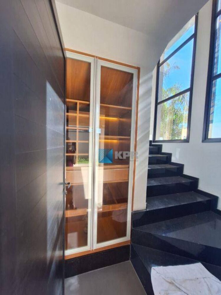 Casa de Condomínio à venda com 3 quartos, 290m² - Foto 9