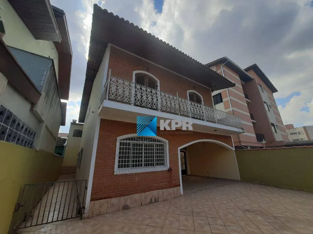 Casa, 6 quartos, 227 m² - Foto 3