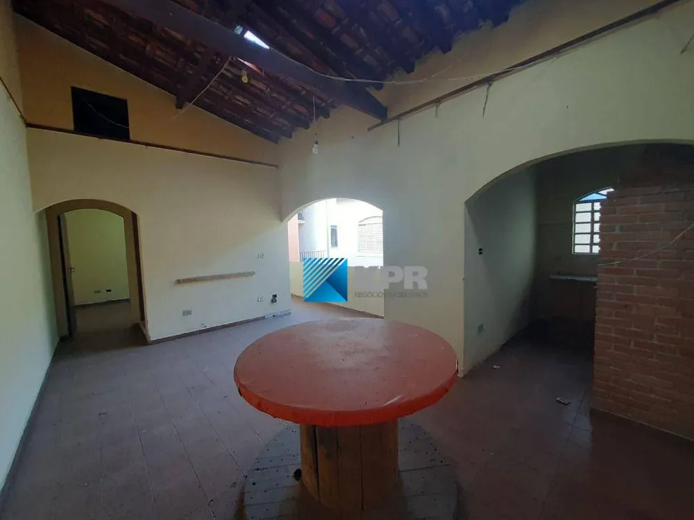 Casa, 6 quartos, 227 m² - Foto 4