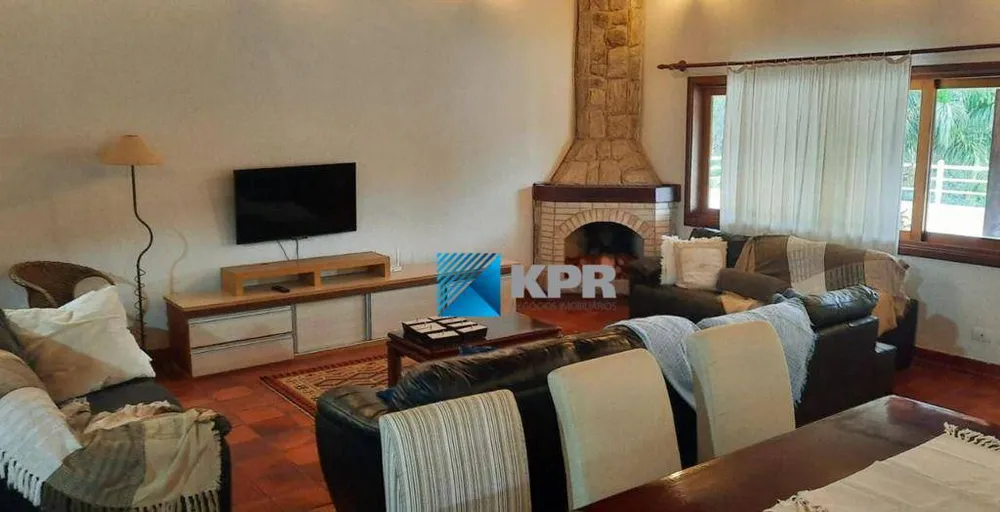 Chácara, 3 quartos, 4600 m² - Foto 2