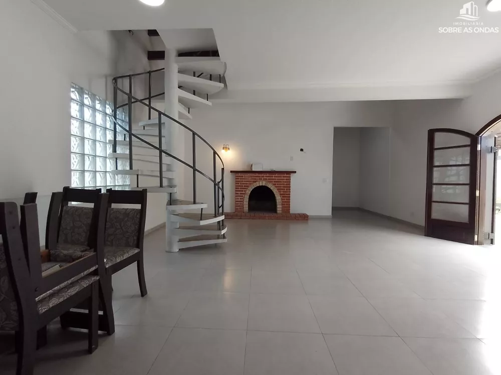 Casa, 3 quartos, 177 m² - Foto 2