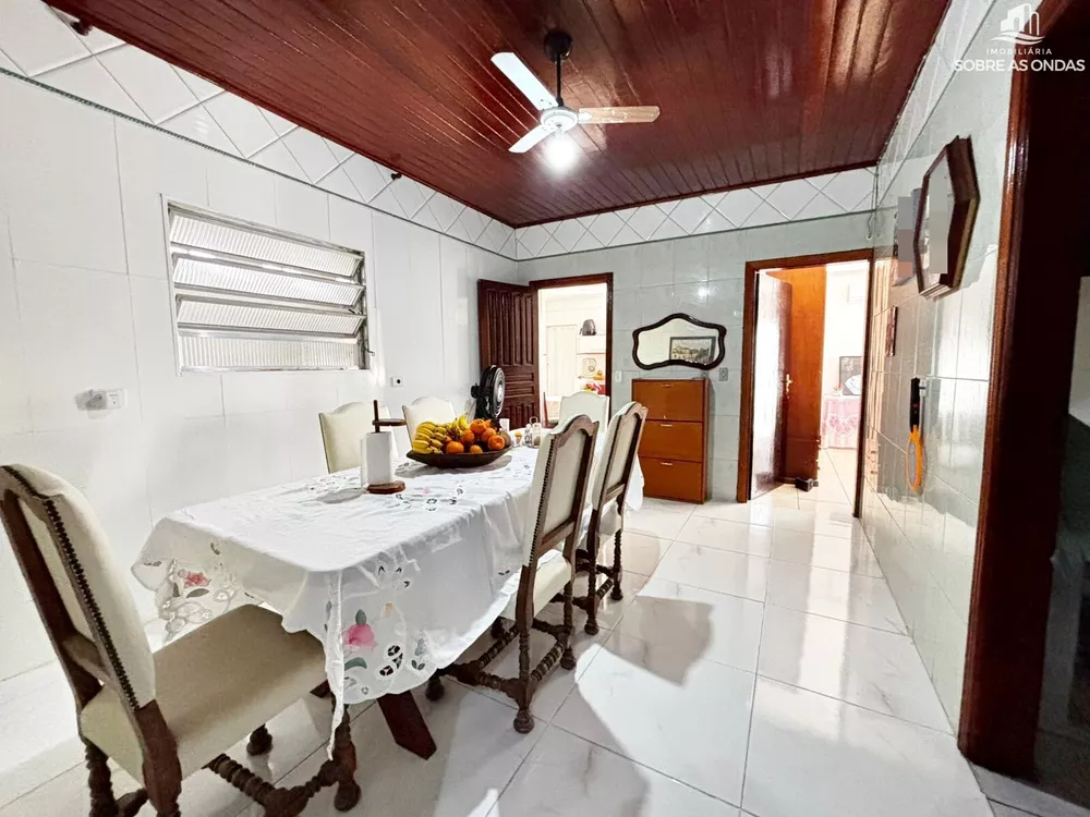 Casa, 3 quartos, 180 m² - Foto 1