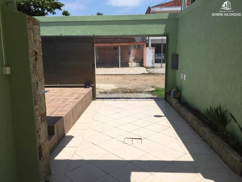 Casa, 4 quartos, 236 m² - Foto 1