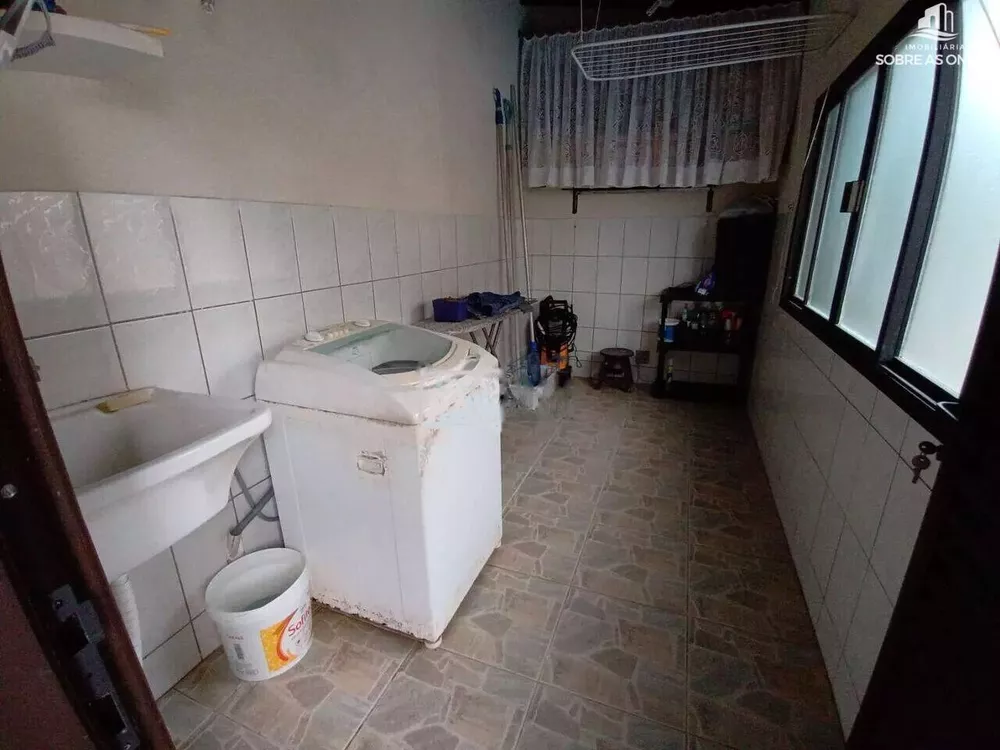 Sobrado, 3 quartos, 320 m² - Foto 2