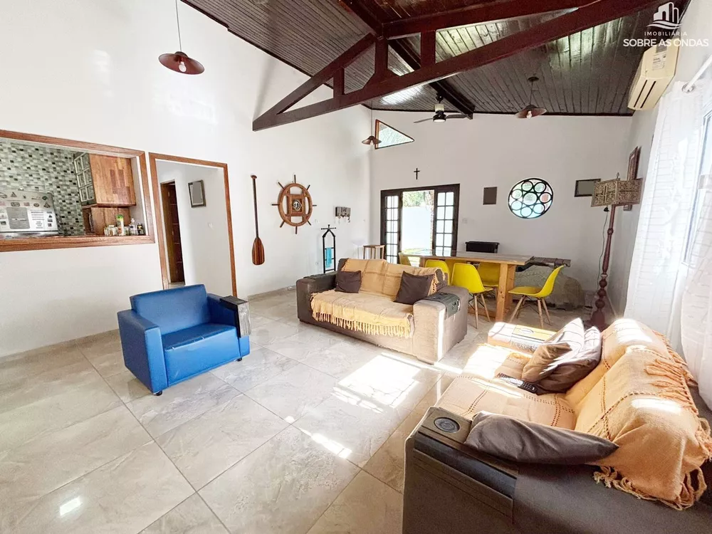 Casa, 4 quartos, 140 m² - Foto 1