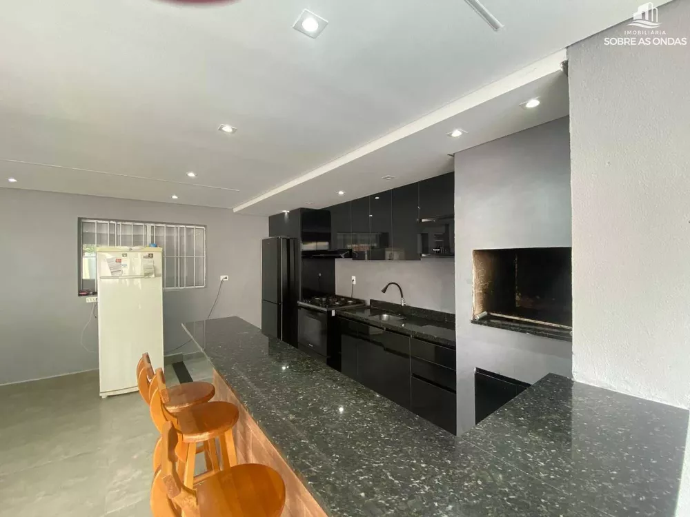 Casa, 3 quartos, 210 m² - Foto 4