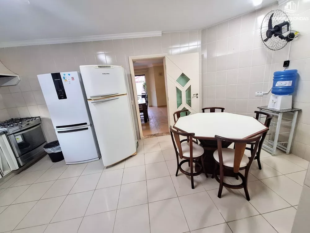 Casa, 5 quartos, 314 m² - Foto 2