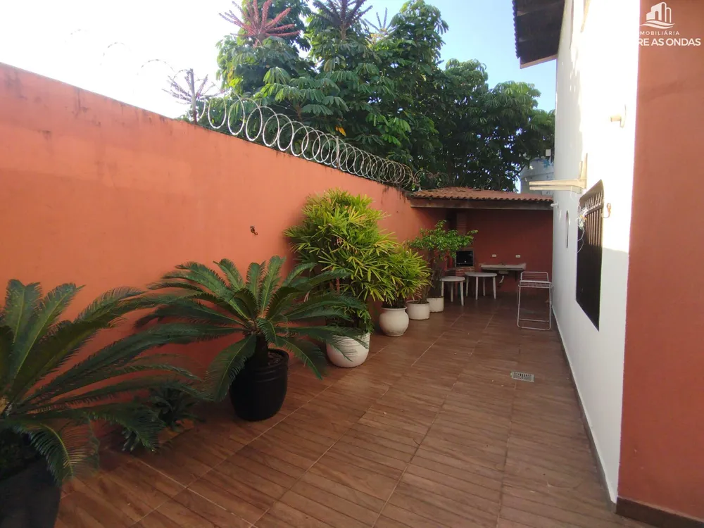 Casa, 3 quartos, 234 m² - Foto 1