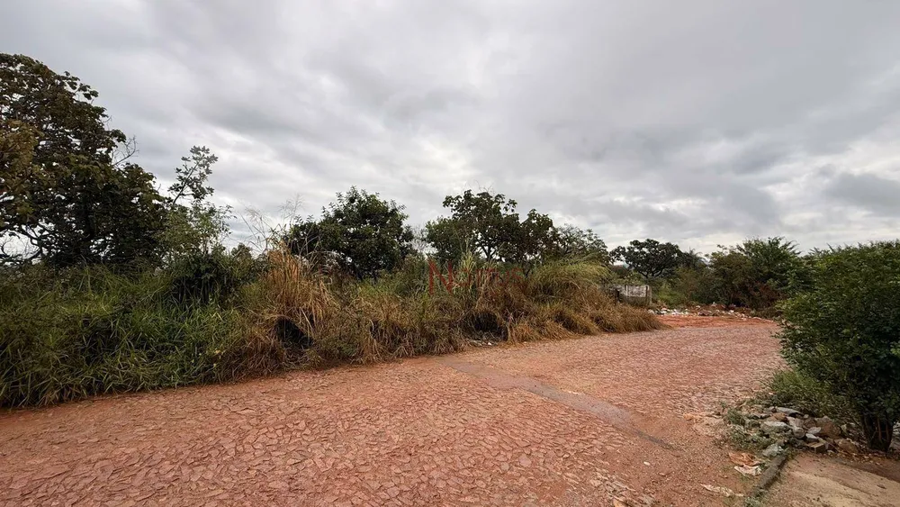 Terreno, 1800 m² - Foto 2