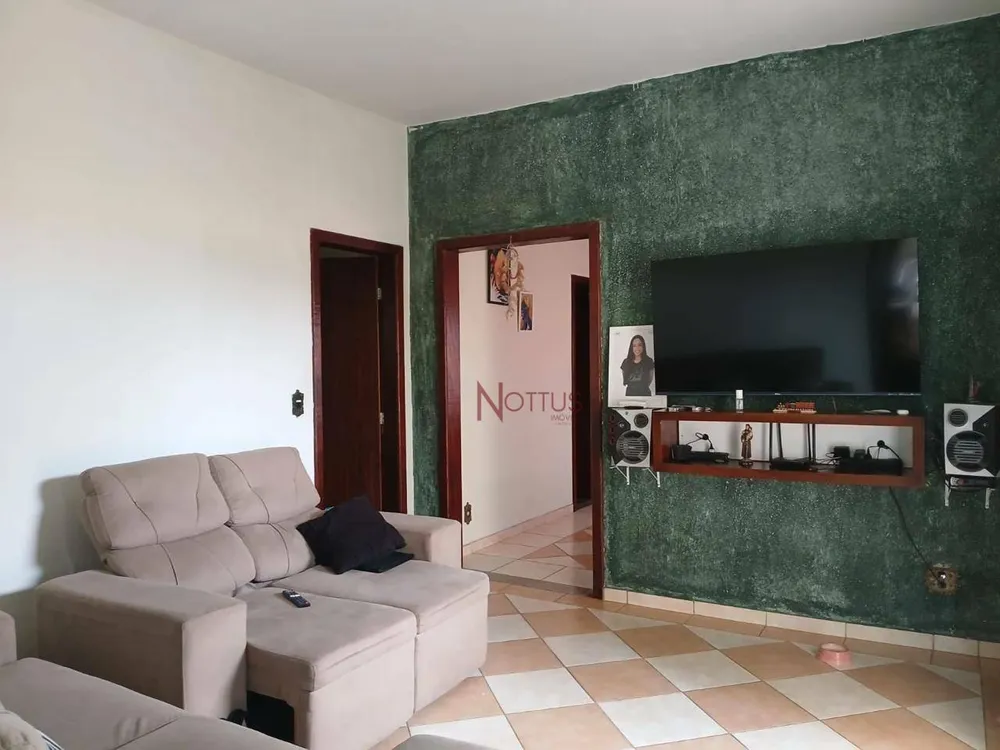 Casa, 3 quartos, 450 m² - Foto 2