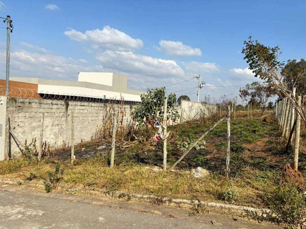 Terreno, 200 m² - Foto 1