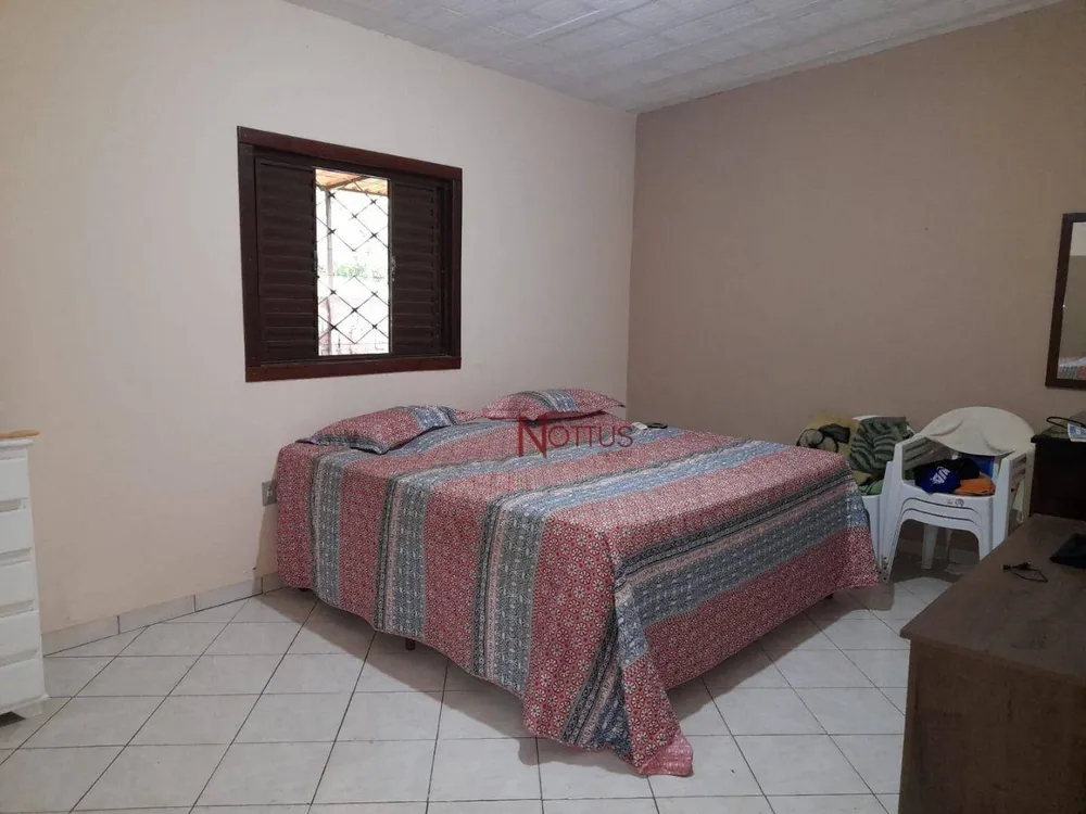 Casa, 3 quartos, 200 m² - Foto 12