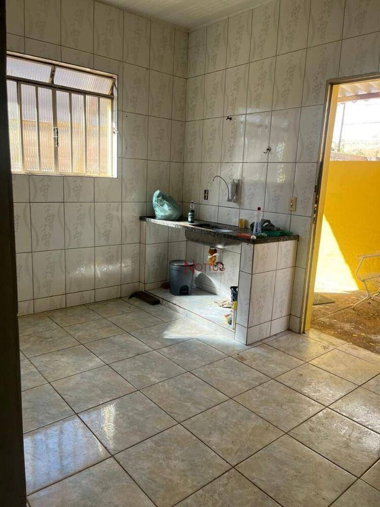 Casa à venda com 3 quartos, 80m² - Foto 12