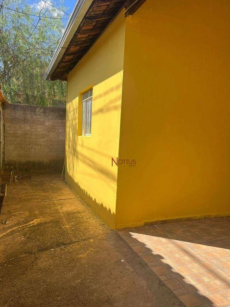 Casa à venda com 3 quartos, 80m² - Foto 7