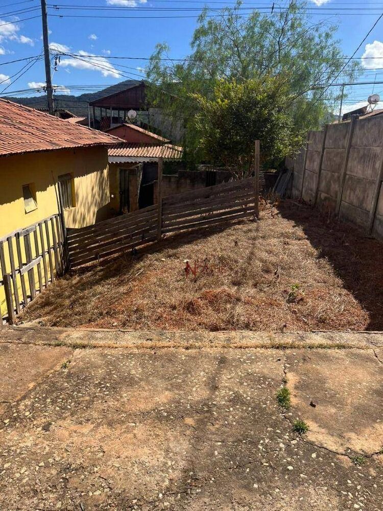 Casa à venda com 3 quartos, 80m² - Foto 8