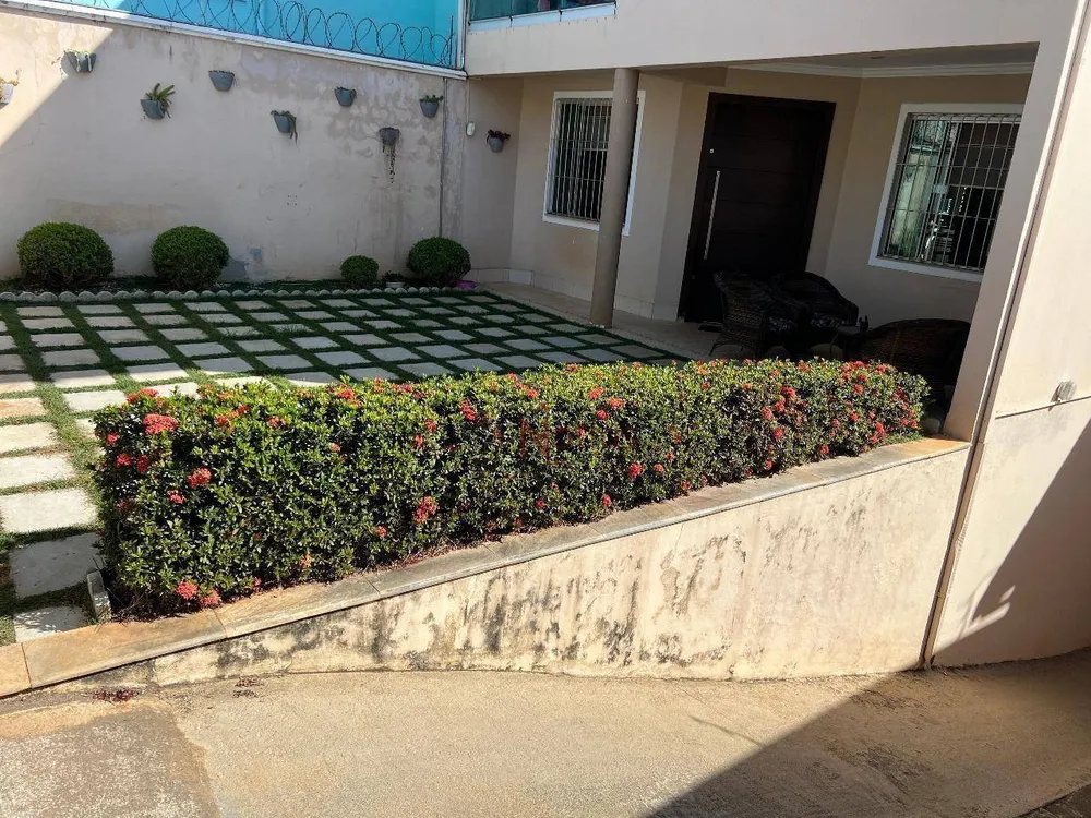 Casa, 4 quartos, 275 m² - Foto 2