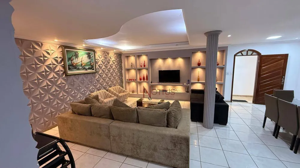 Casa, 4 quartos, 780 m² - Foto 1