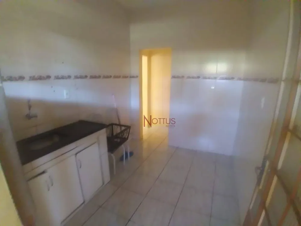 Casa, 4 quartos, 102 m² - Foto 2