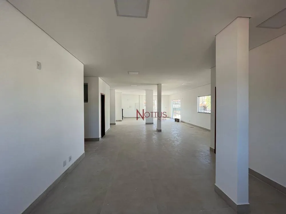 Sala-Conjunto, 220 m² - Foto 2